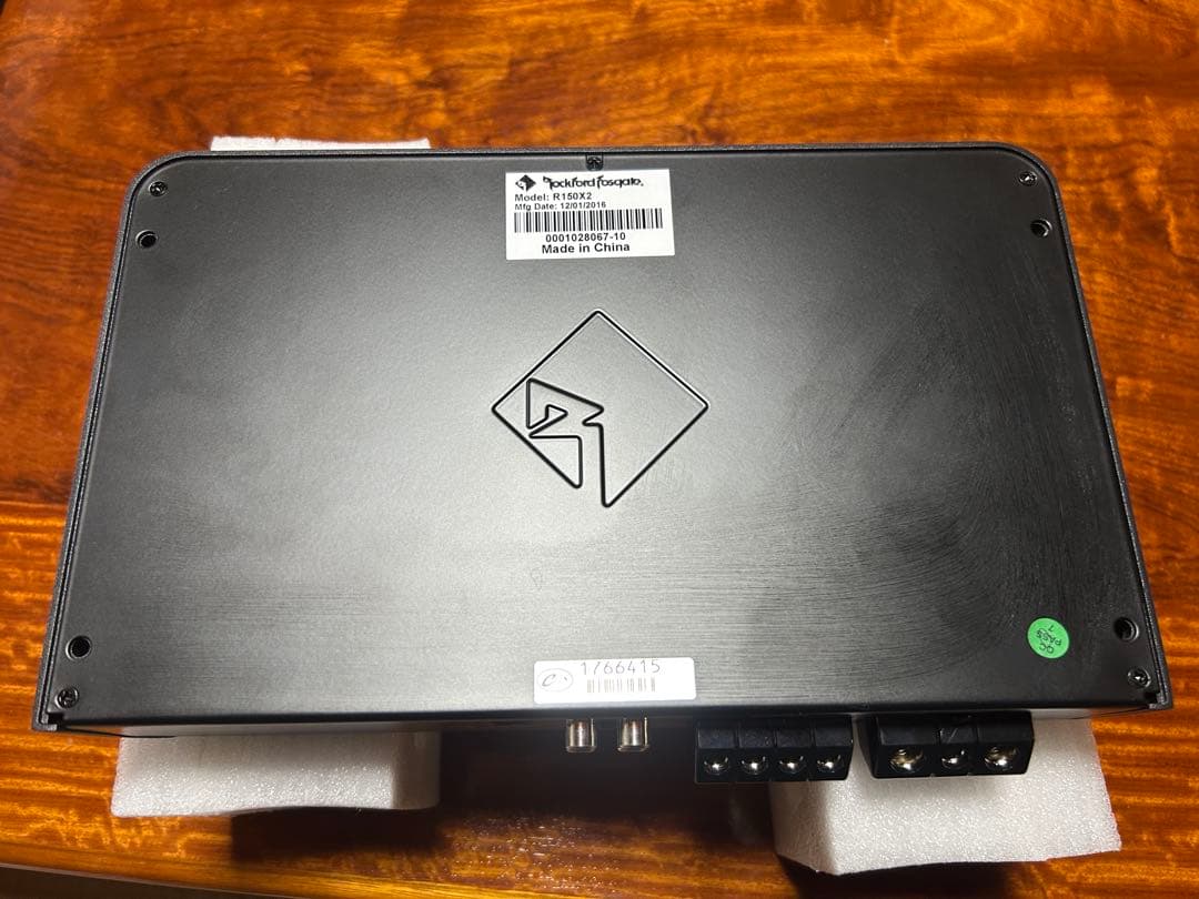 正規品 Rockford Fosgate R150-2 アンプ