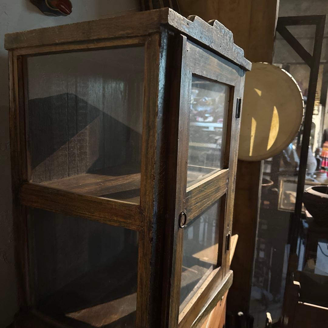 インド キャビネット