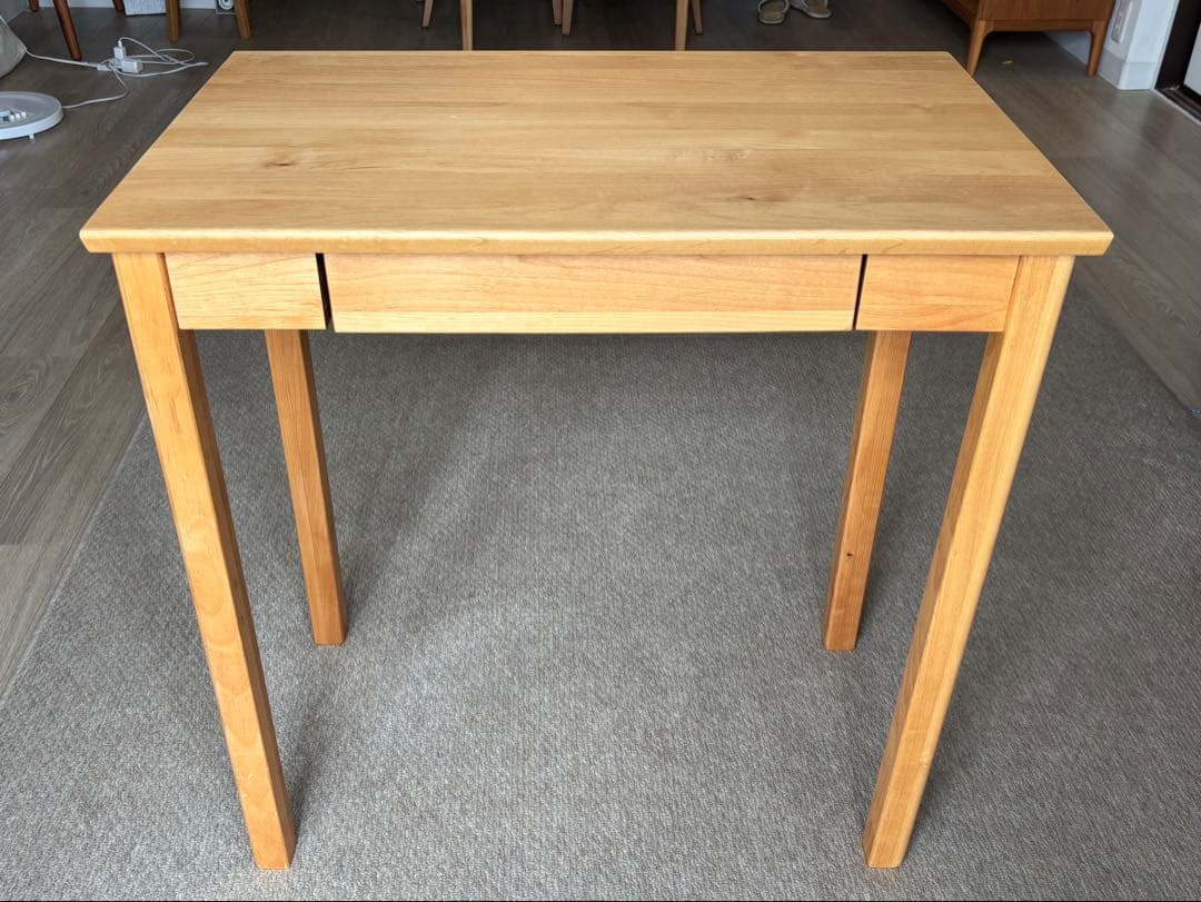 アルダー材　机　 オイル塗装　引き出し付き
