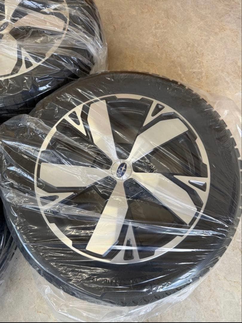 フォレスター|BLIZZAK|DM-V3|18インチスタッドレスタイヤ