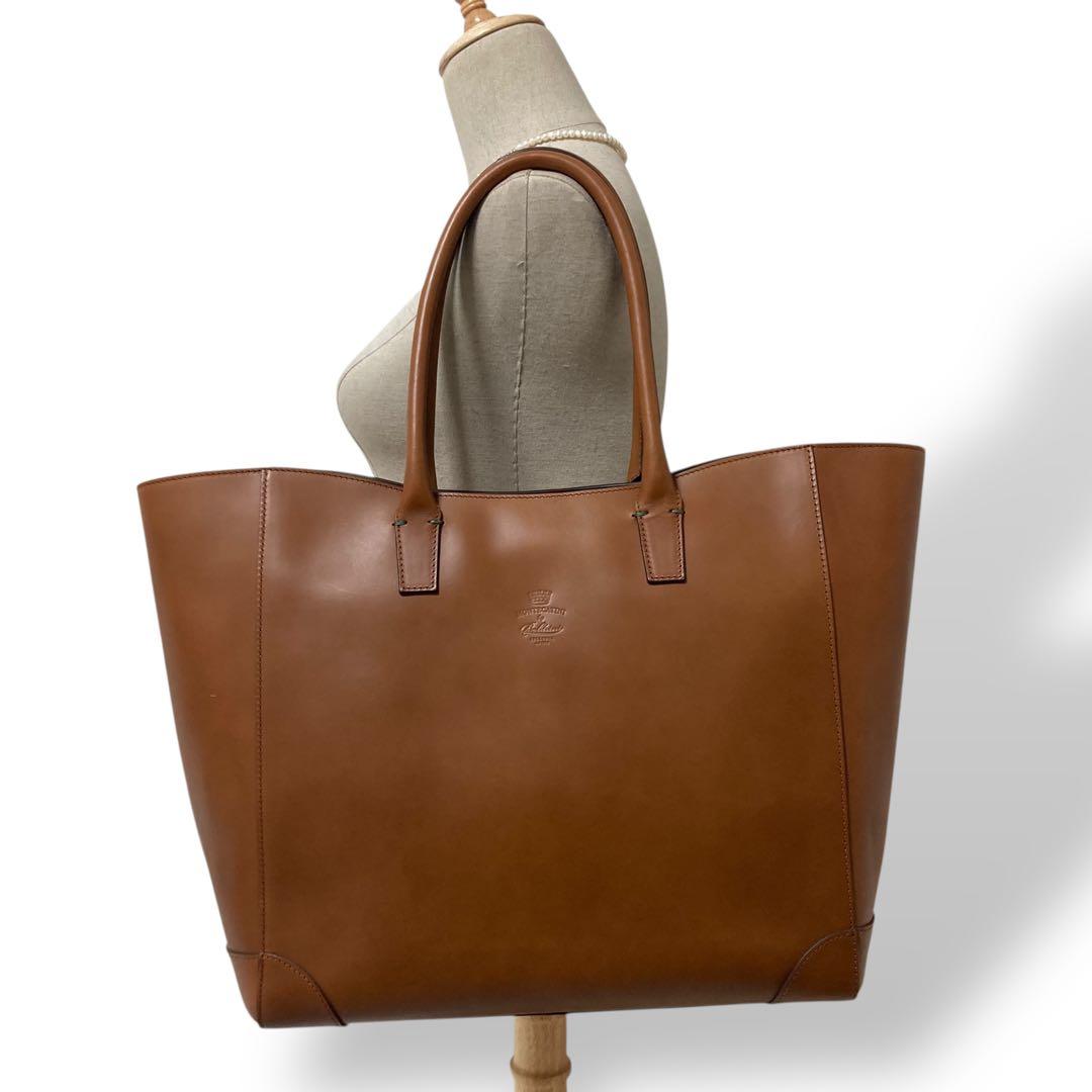 【美品】ボルドリーニセレリア　トートバッグ　オールレザー　キャメル　ロゴ型押し