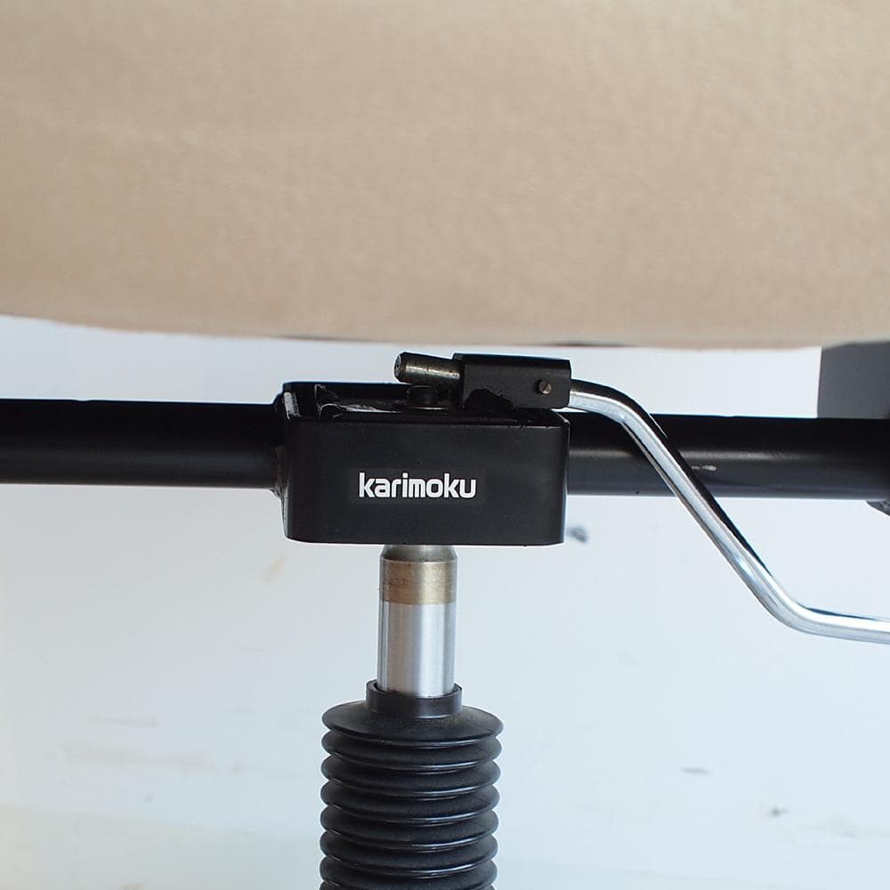 カリモク/karimoku デスクチェア ハイバック 木製アーム ファブリック