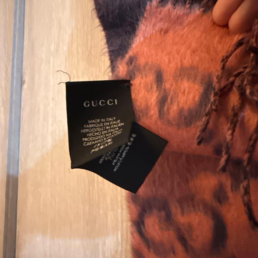 GUCCI ロゴパターン マフラー　ピンクブラック