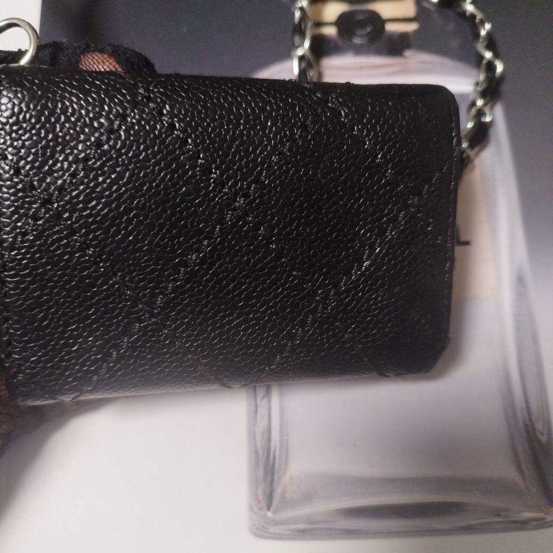 シャネルマトラッセ　キーケース　キャビアスキン　斜めがけ