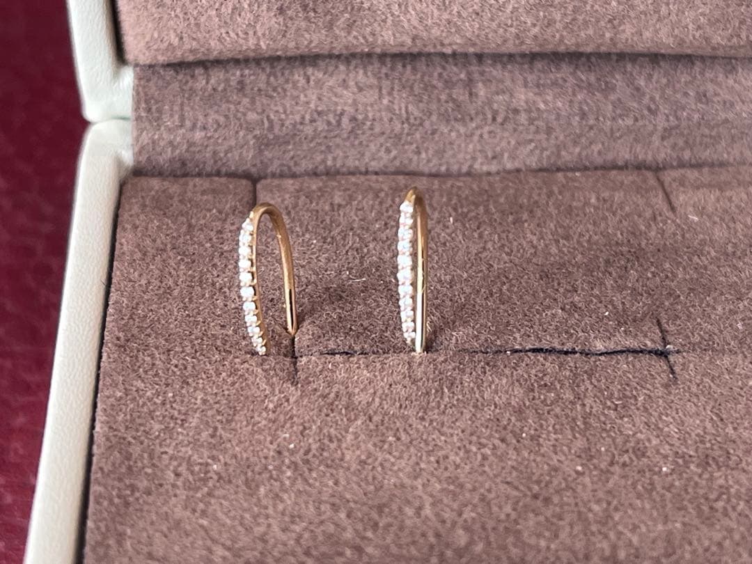 オレフィーチェK18YG スワン ミニ フック ピアス