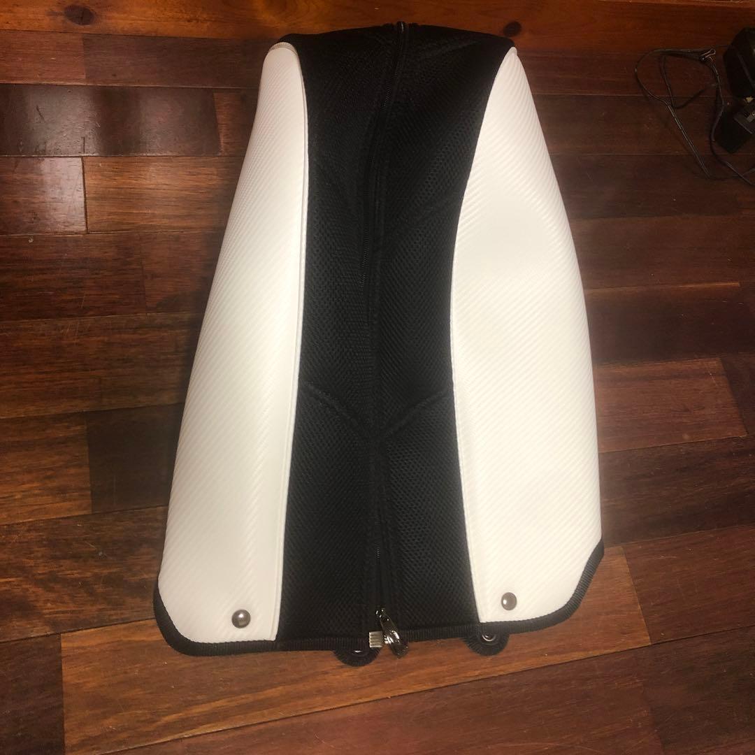 Srixon ホワイト キャディバッグ