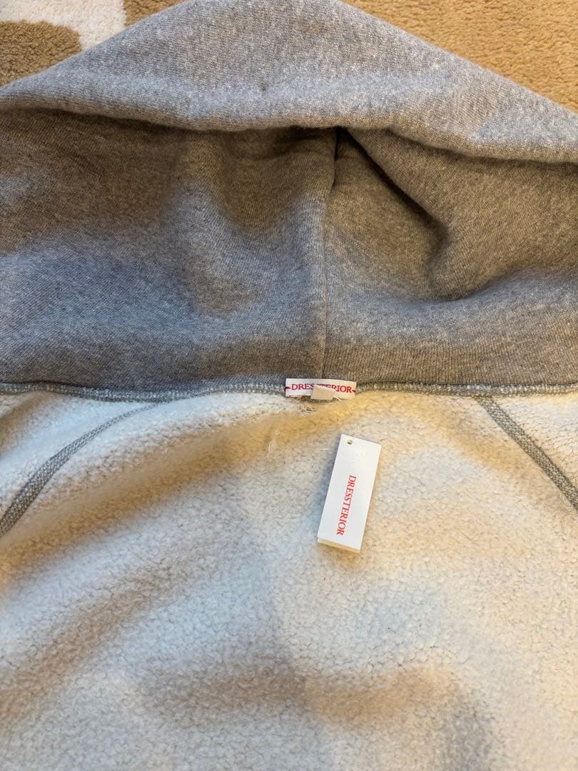 《新品タグ付》DRESSTERIOR(ドレステリア）大人気グレーパーカー