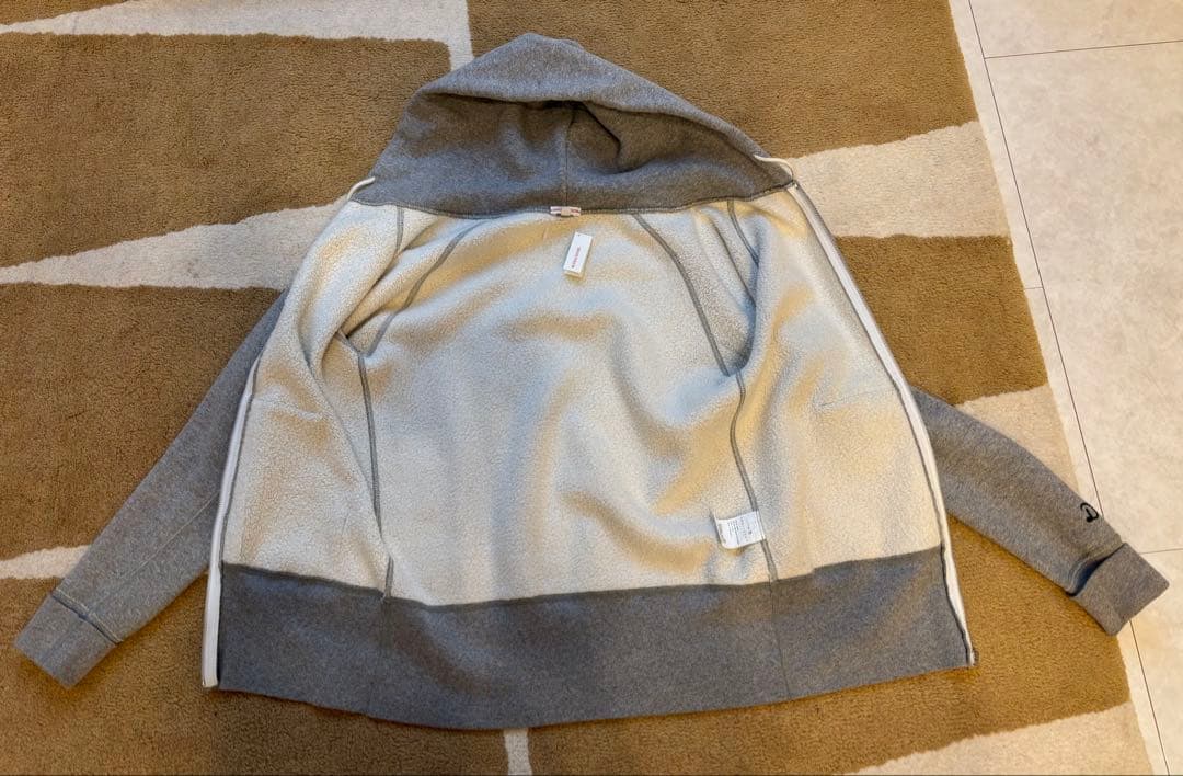 《新品タグ付》DRESSTERIOR(ドレステリア）大人気グレーパーカー