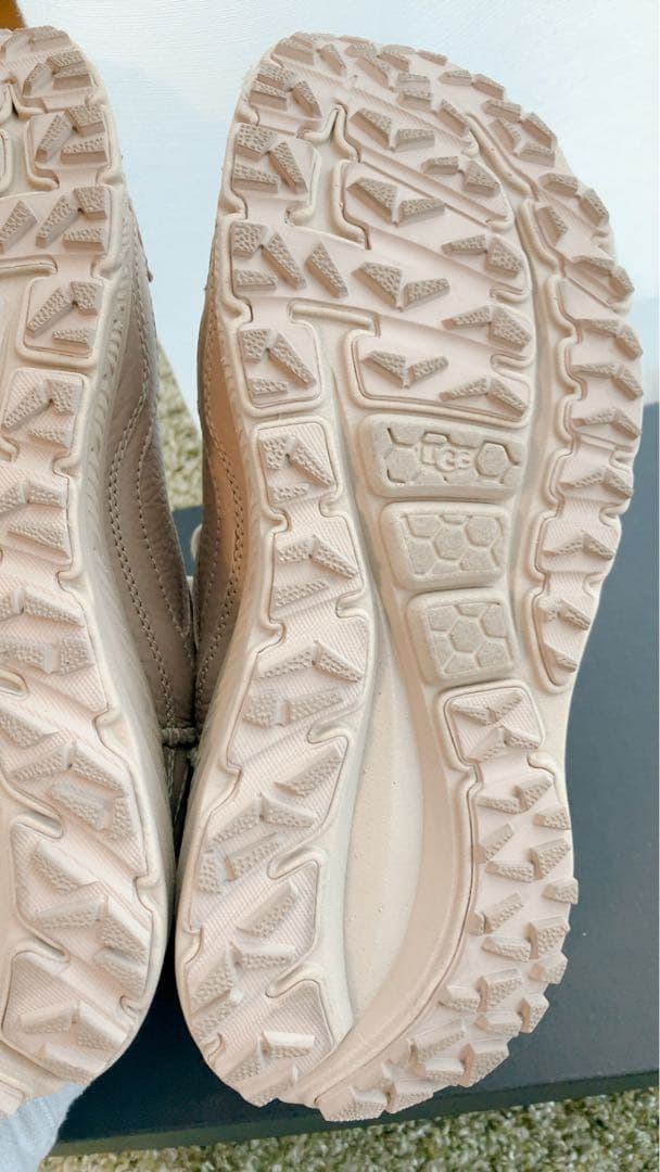 UGGスニーカー　M CA805 X LACE LOW SILT