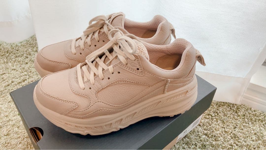 UGGスニーカー　M CA805 X LACE LOW SILT