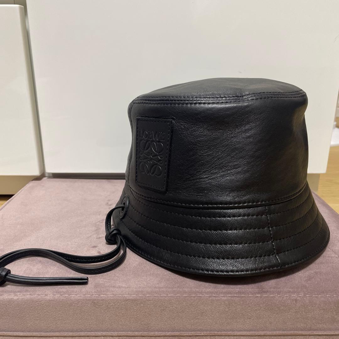【P】LOEWE アナグラムロゴパッチレザーバケットハット　ブラック