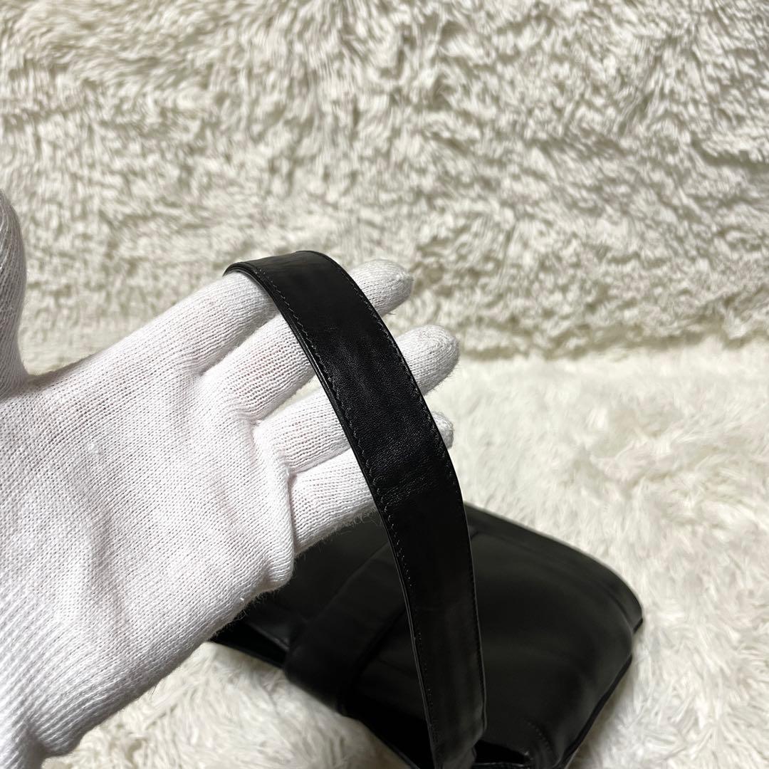 【良品】GUCCI グッチ　ワンショルダー　レザー　インターロッキング　ブラック