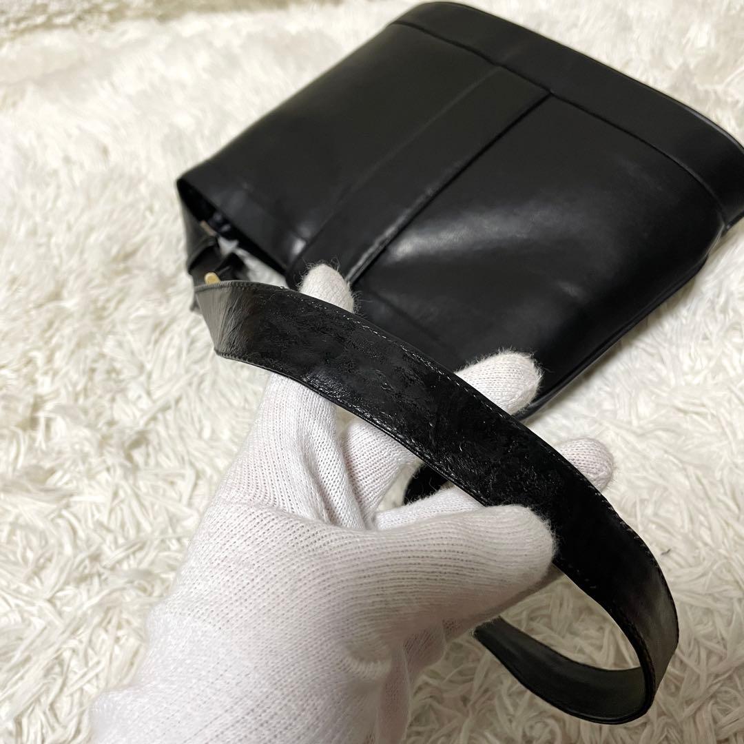 【良品】GUCCI グッチ　ワンショルダー　レザー　インターロッキング　ブラック