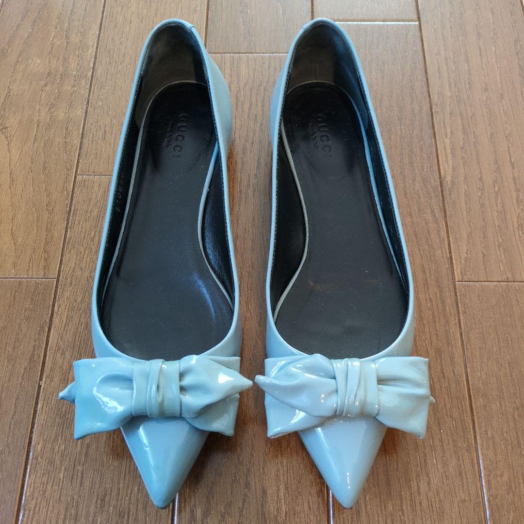 GUCCI リボン付きライトブルーフラットシューズ 35