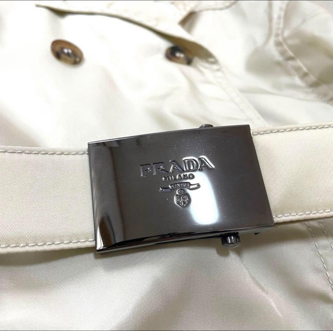 【PRADA】ロゴバックルベルト　ナイロントレンチコート