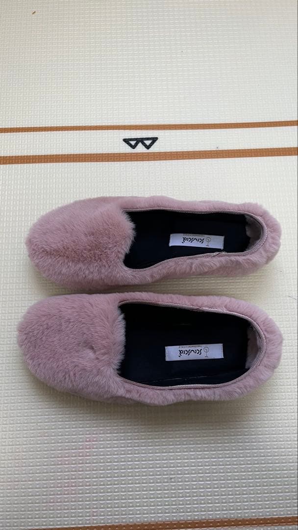 シューシャsciuscia TRAGARA ファー 38 ピンク