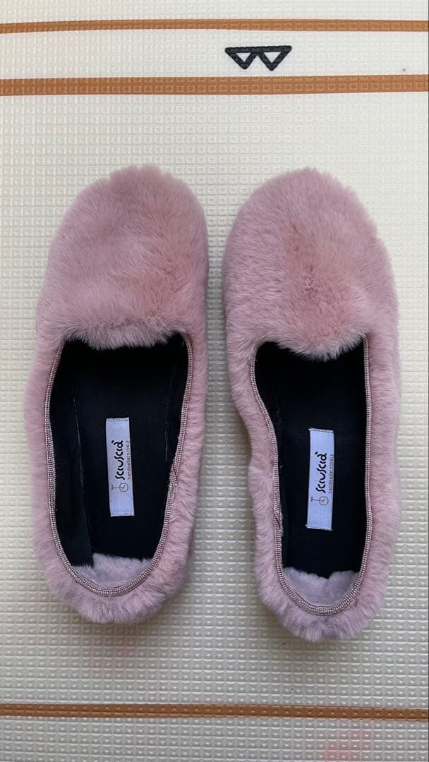 シューシャsciuscia TRAGARA ファー 38 ピンク