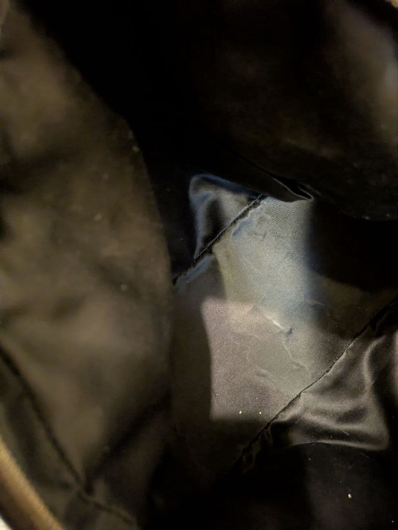 む*ぎ様 レザー ブラック ハンドバッグ ゴールド金具