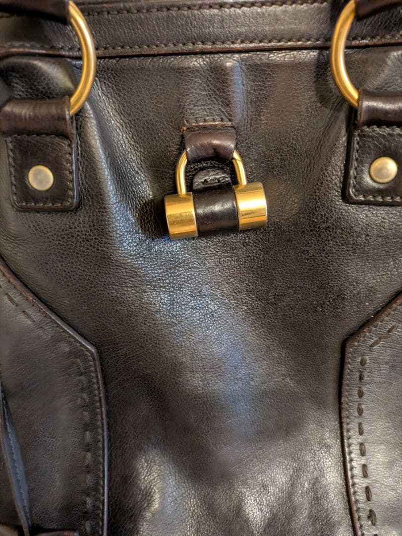 む*ぎ様 レザー ブラック ハンドバッグ ゴールド金具