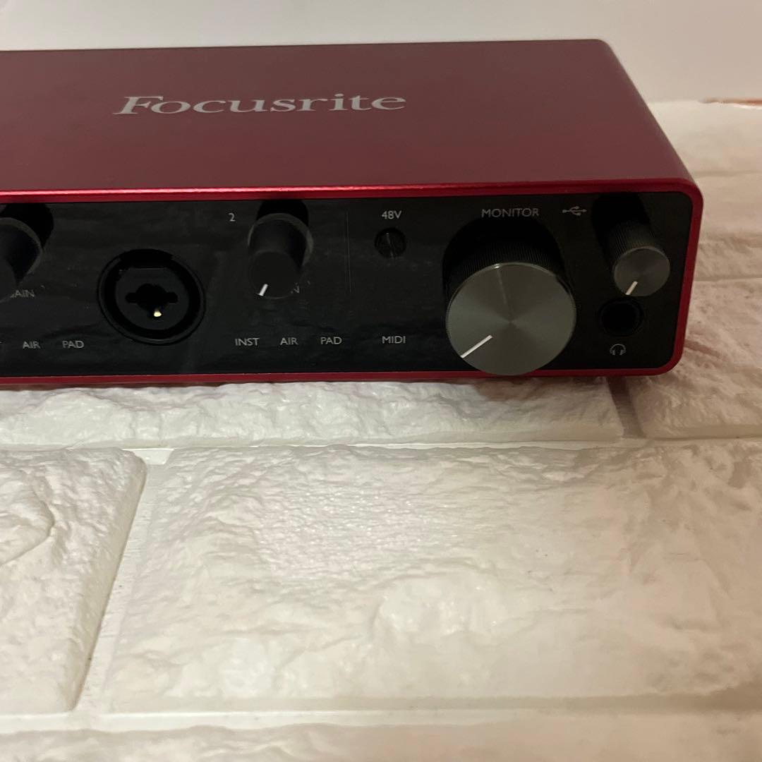 【美品】　Focusrite Scarlett 4i4 3rd Gen 第3世代