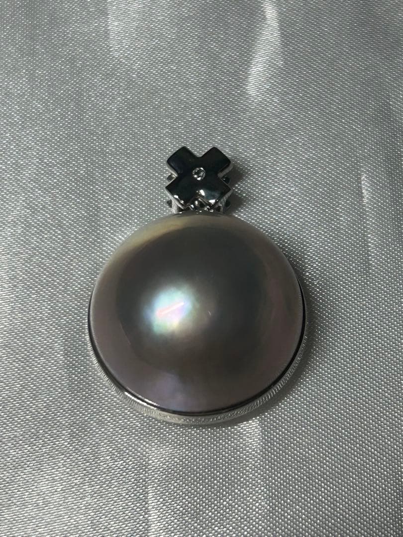 マベパール K18WG ペンダントトップ