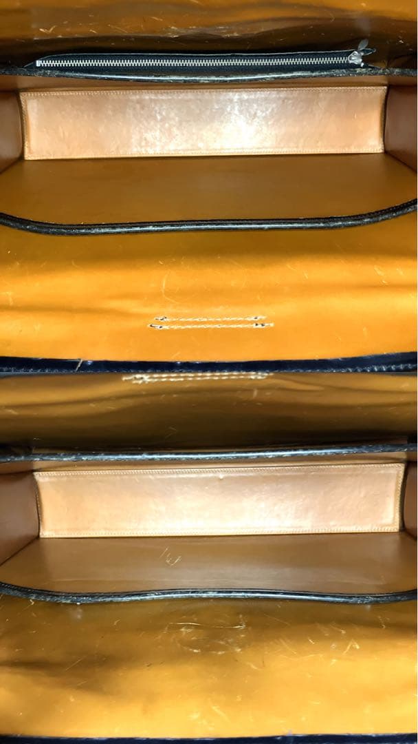 【希少】【万双】ダレスバッグ　ブライドル　ブラック　黒　三つマチ