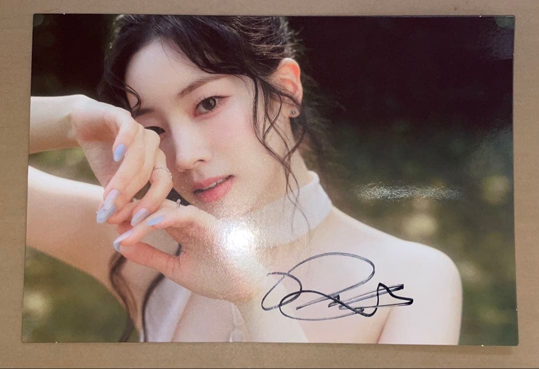 TWICE モモ　ナヨン　ダヒョン　チェヨン　ジヒョ　直筆　サイン