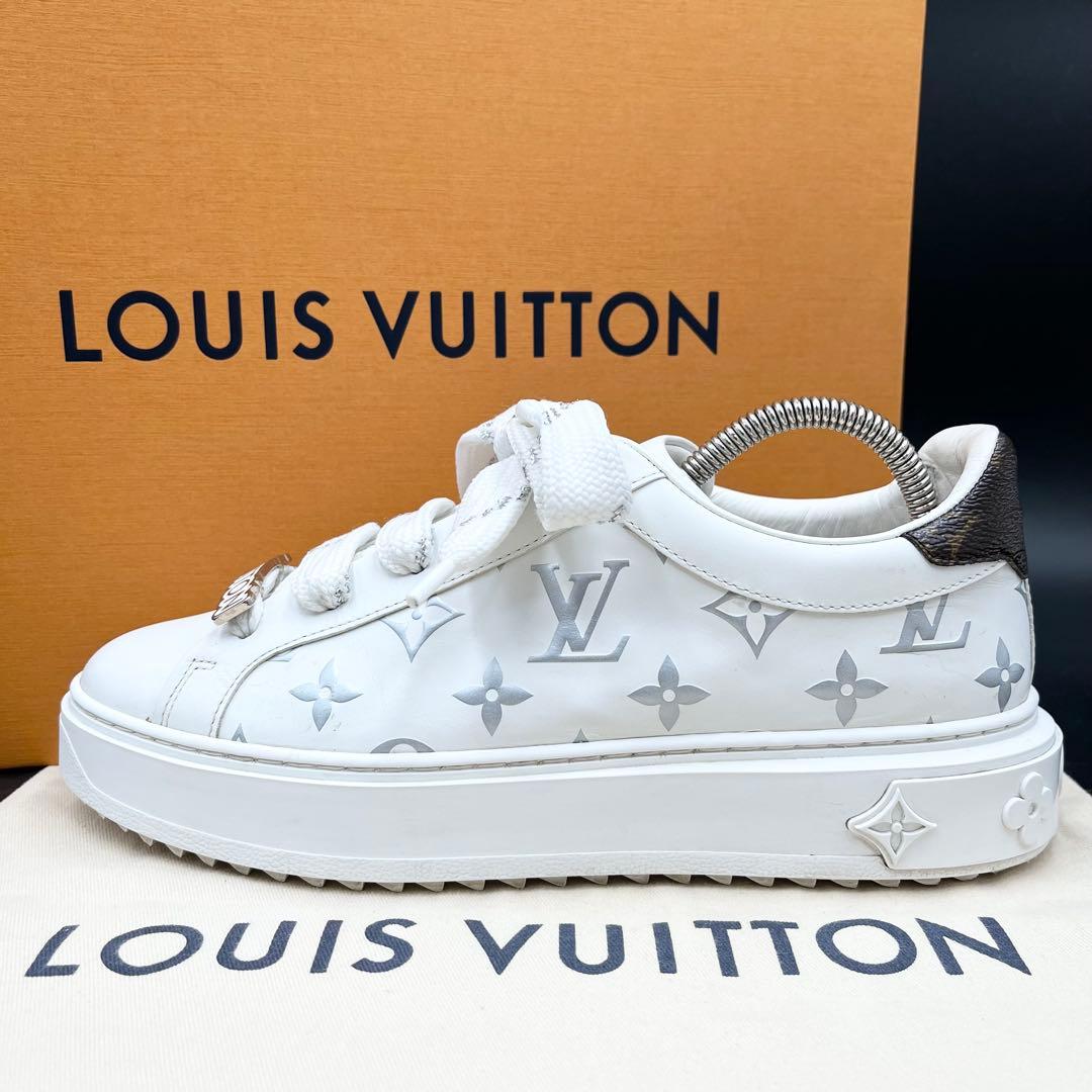 美品✨ ヴィトン タイムアウト モノグラム エンボス レディース スニーカー