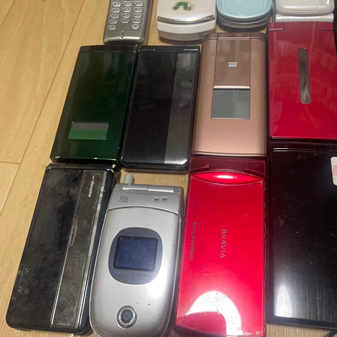 100台　大量　まとめ　携帯電話　ガラケー　本体