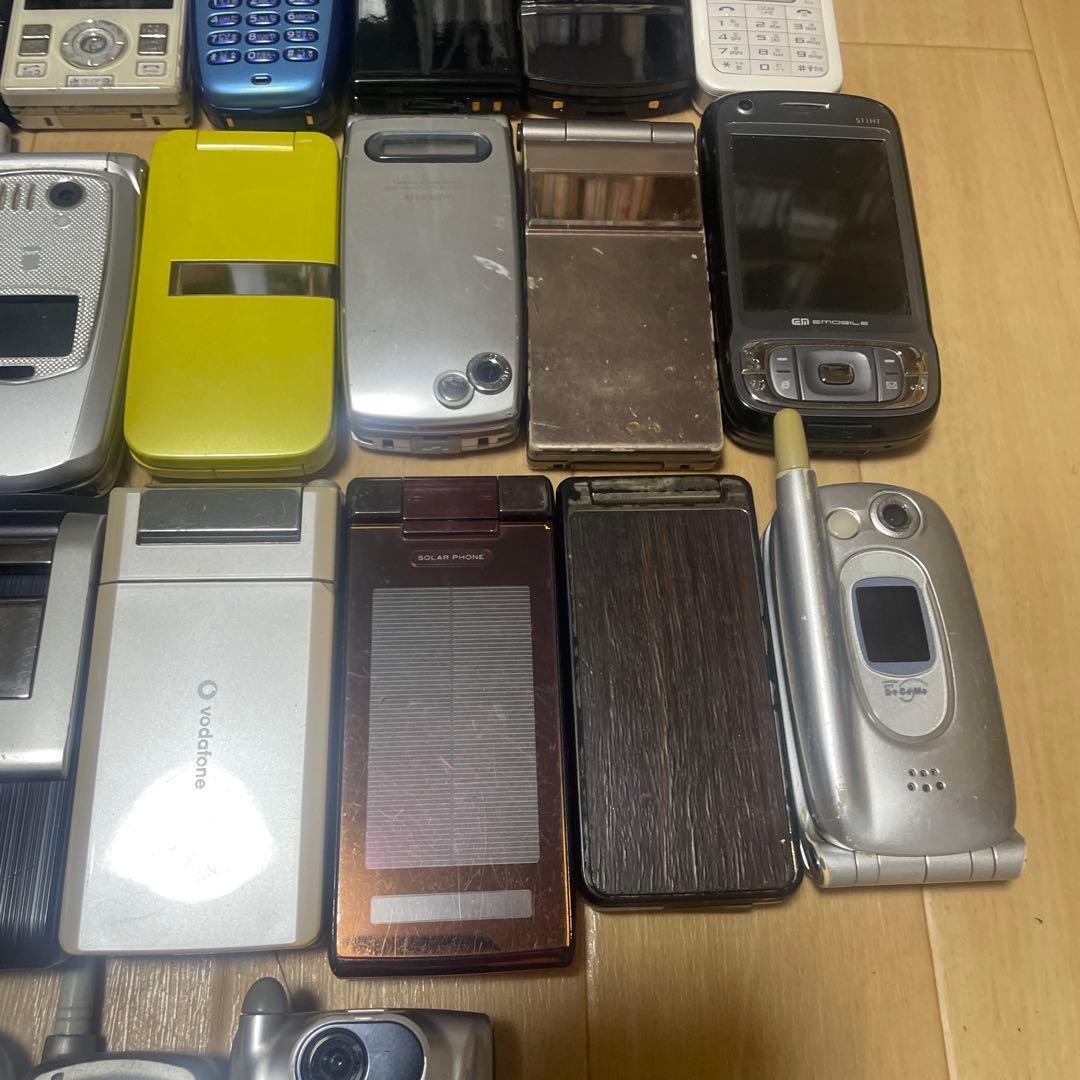 100台　大量　まとめ　携帯電話　ガラケー　本体