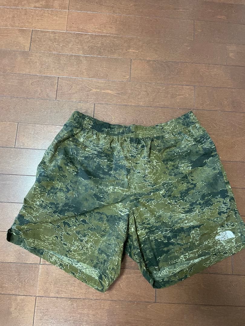 THE NORTH FACE ノースフェイス　バーサタイルショーツ　XL
