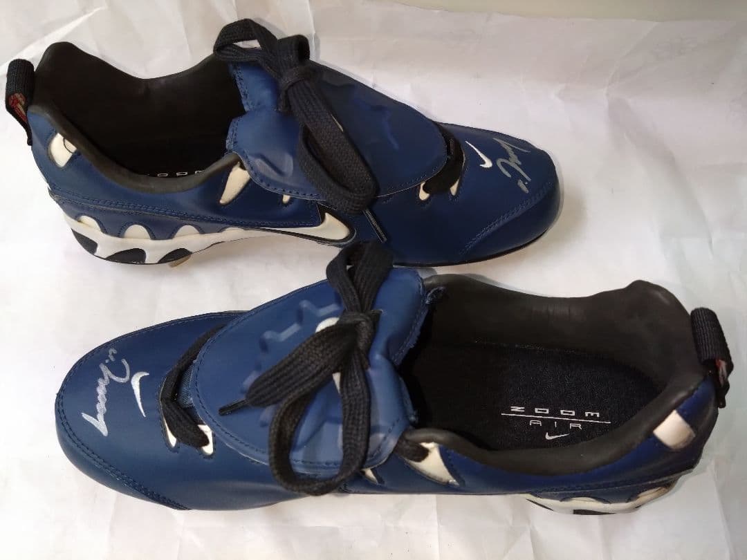 野茂英雄直筆サイン(両足)入りベースボールスパイク未使用11.5(29.5cm)