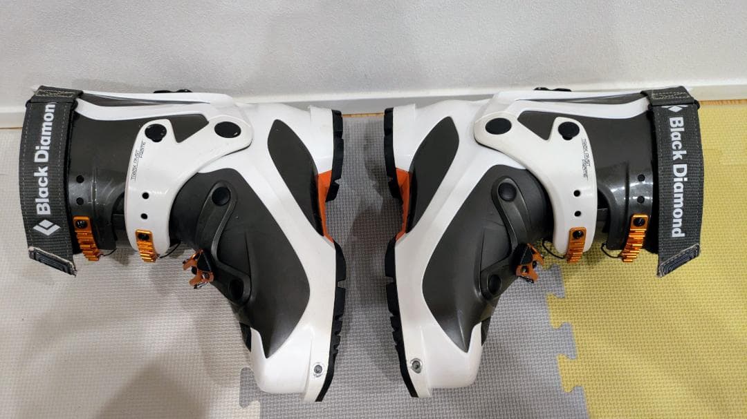  山スキーブーツ（テックビンディング用）26.5cm