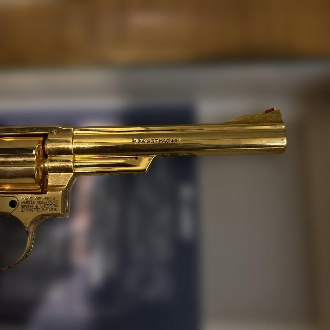 M19 COMBAT MAGNUM リボルバー