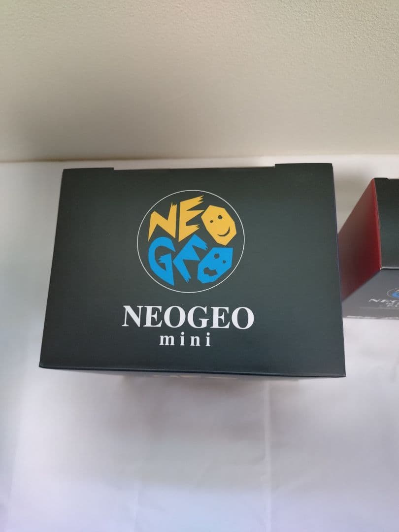 【新品·未開封】ネオジオミニ本体+付属品＆【中古】クラシックミニジャンプ　セット