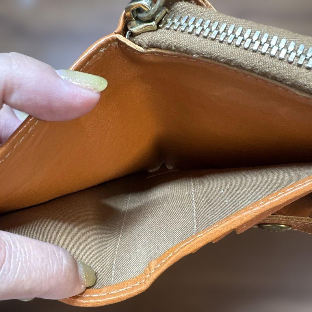 【美品】ILBISONTEレザー 二つ折り財布