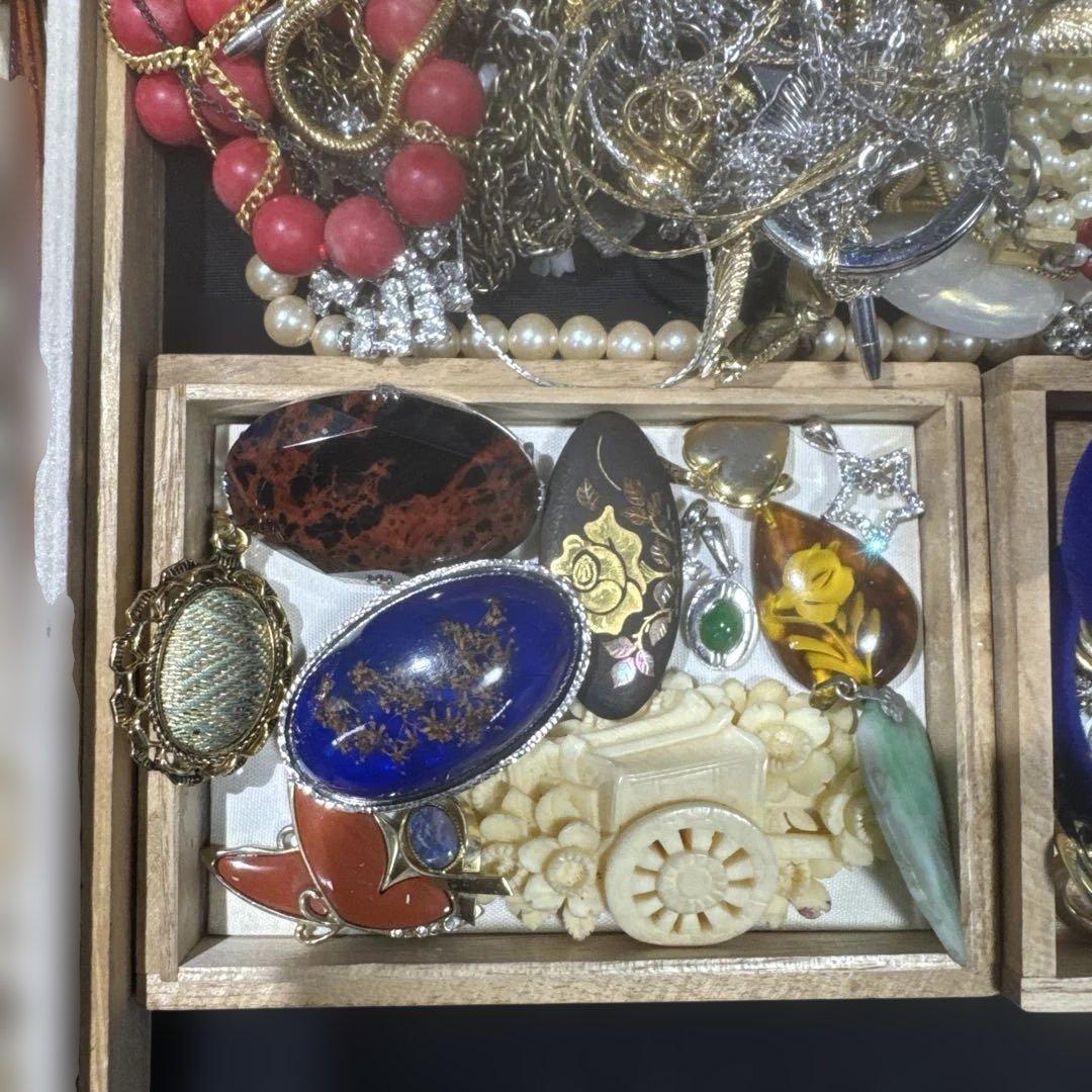 2958★昔のアクセサリー　大量★整理品　遺品★ネックレス　ブレスレット他