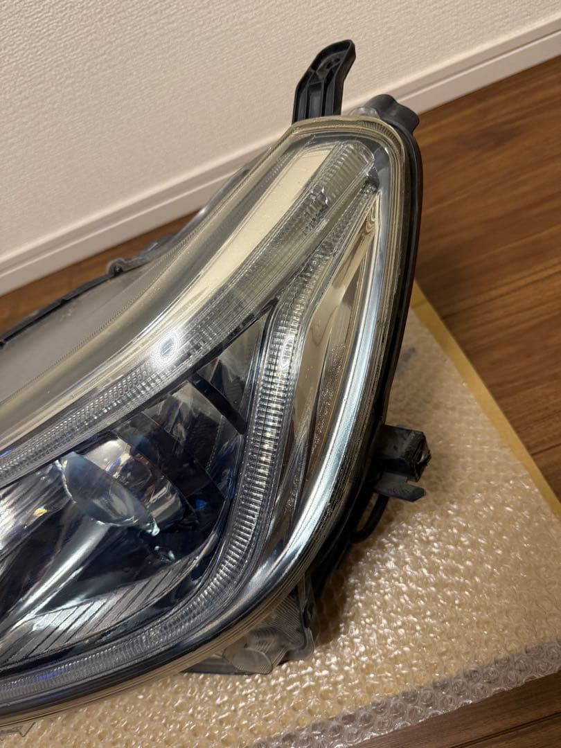 マークX 中期　GRX130 左　助手席側　ヘッドライト HID キセノン　中古