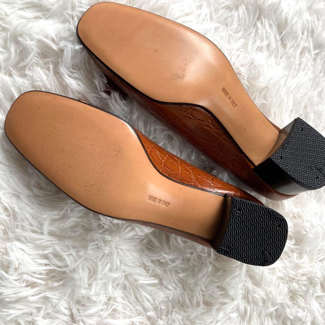 フェラガモ　 ローヒール　新品未使用　美品　24cm ヒール4cm