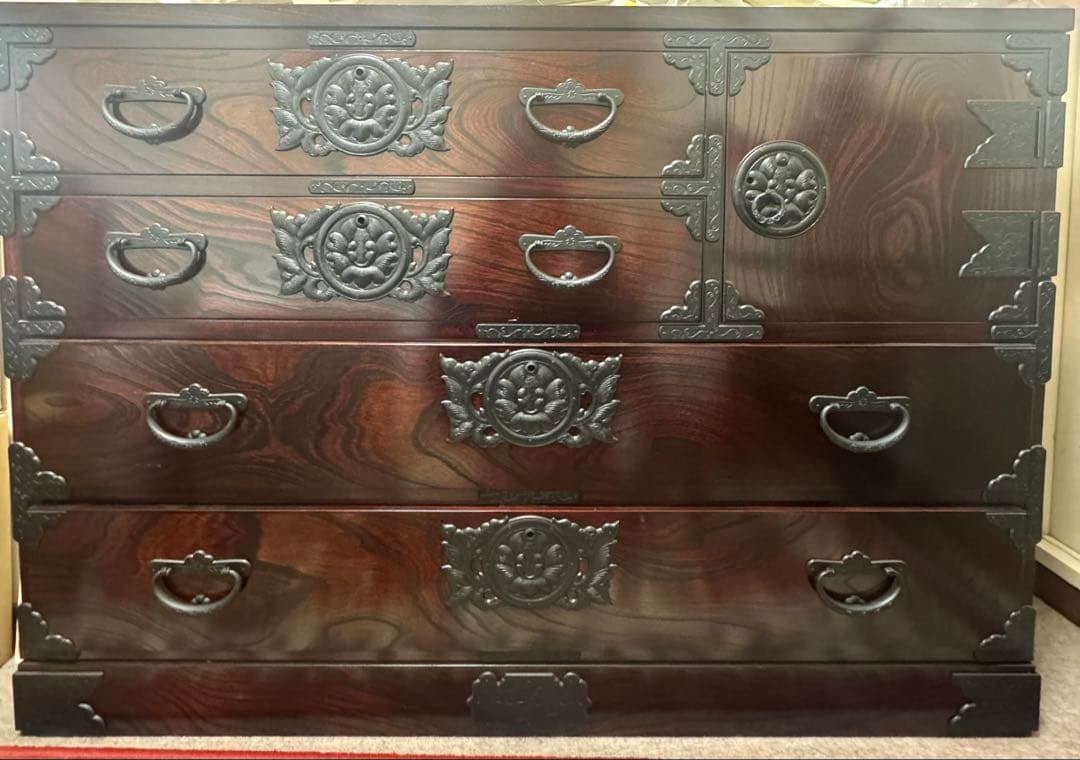 激安-ほぼ新品 正真正銘 岩屋箪笥 幅120センチ　拭漆/欅/南部鉄器