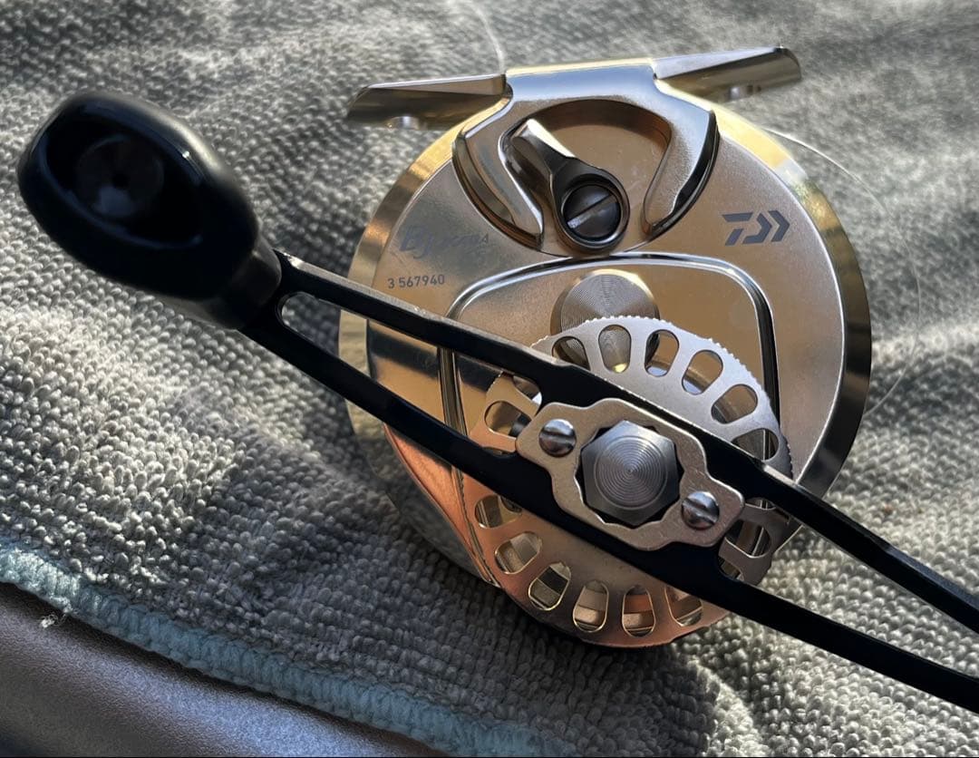 【美品】Daiwa／25BJIKADA／BJイカダ65／右巻