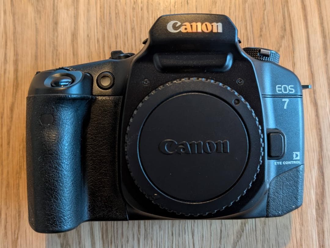 Canon EOS 7 一眼レフカメラ ボディ おまけつき キヤノン