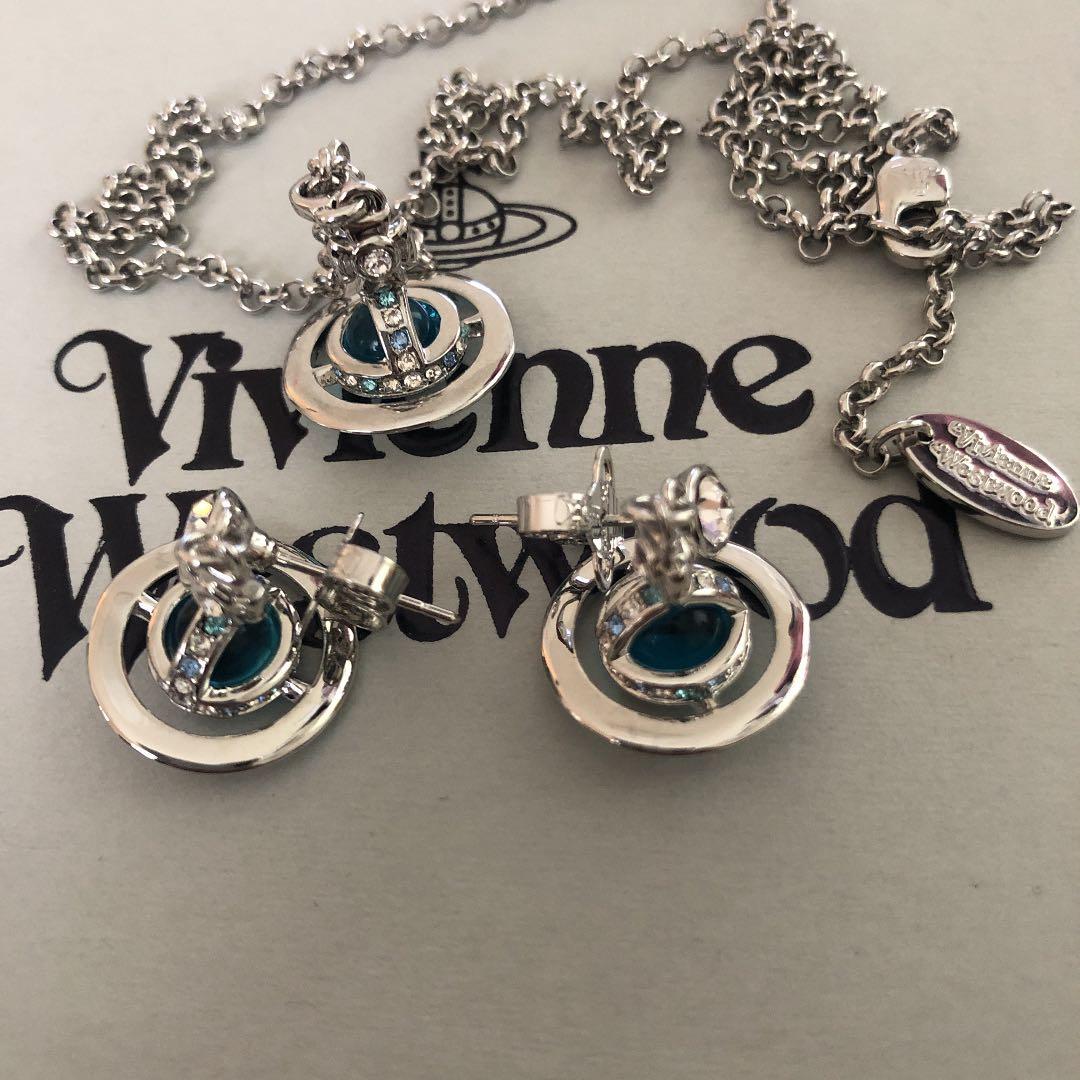 ヴィヴィアン　プチオーブネックレスピアス　セット