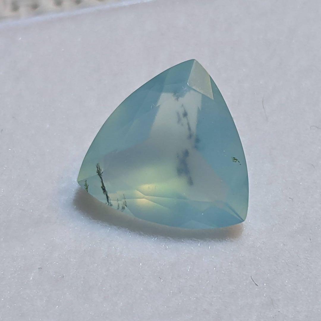 デンドリック・ブルー・オパール【ソーティング付】