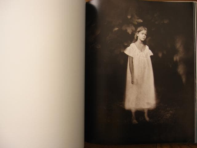 アート・デザイン・音楽 Jacqueline Roberts: Nebula