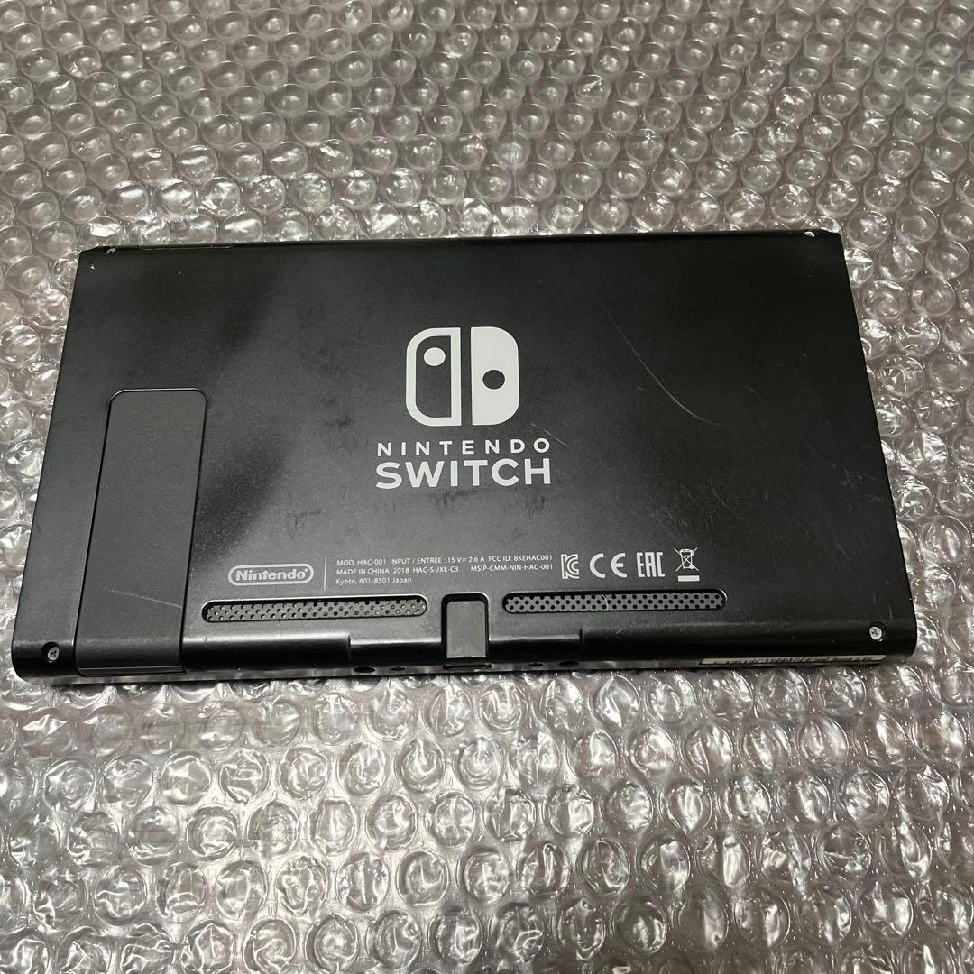7 Nintendo Switch 本体　初期型