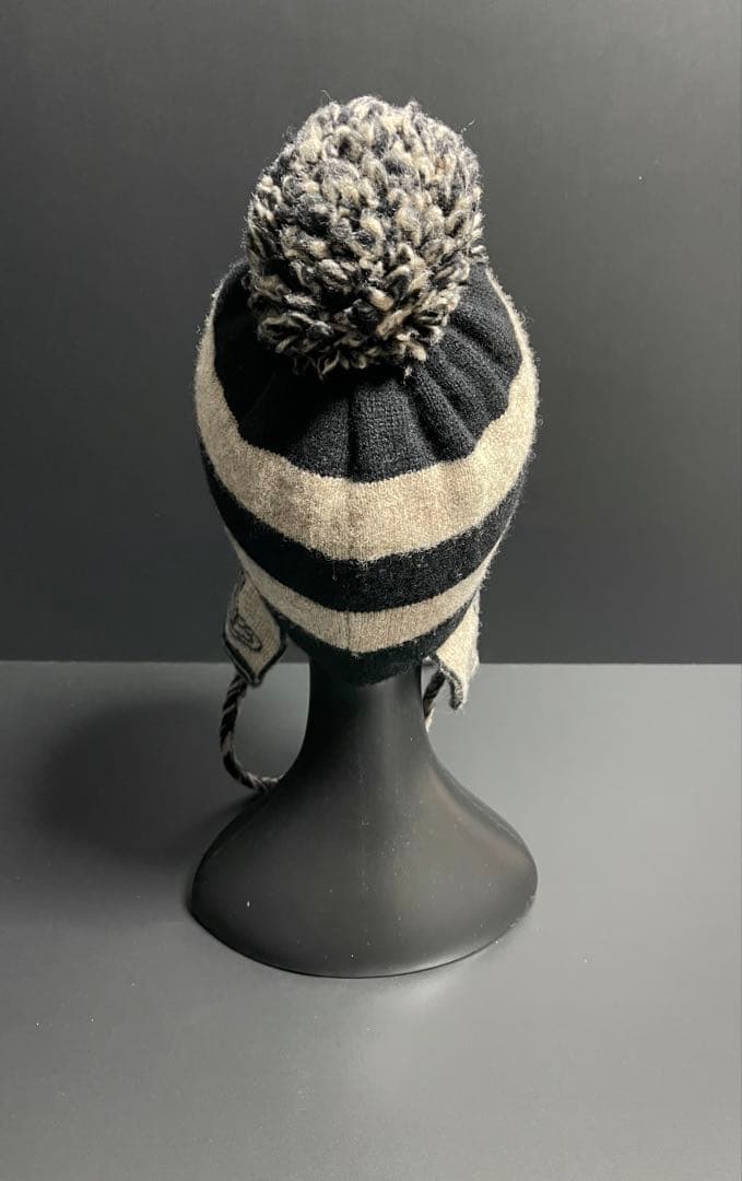 廃盤レア正規品★美品ヴィヴィアン ボンボン耳当て付きニット帽 黒×グレーNANA