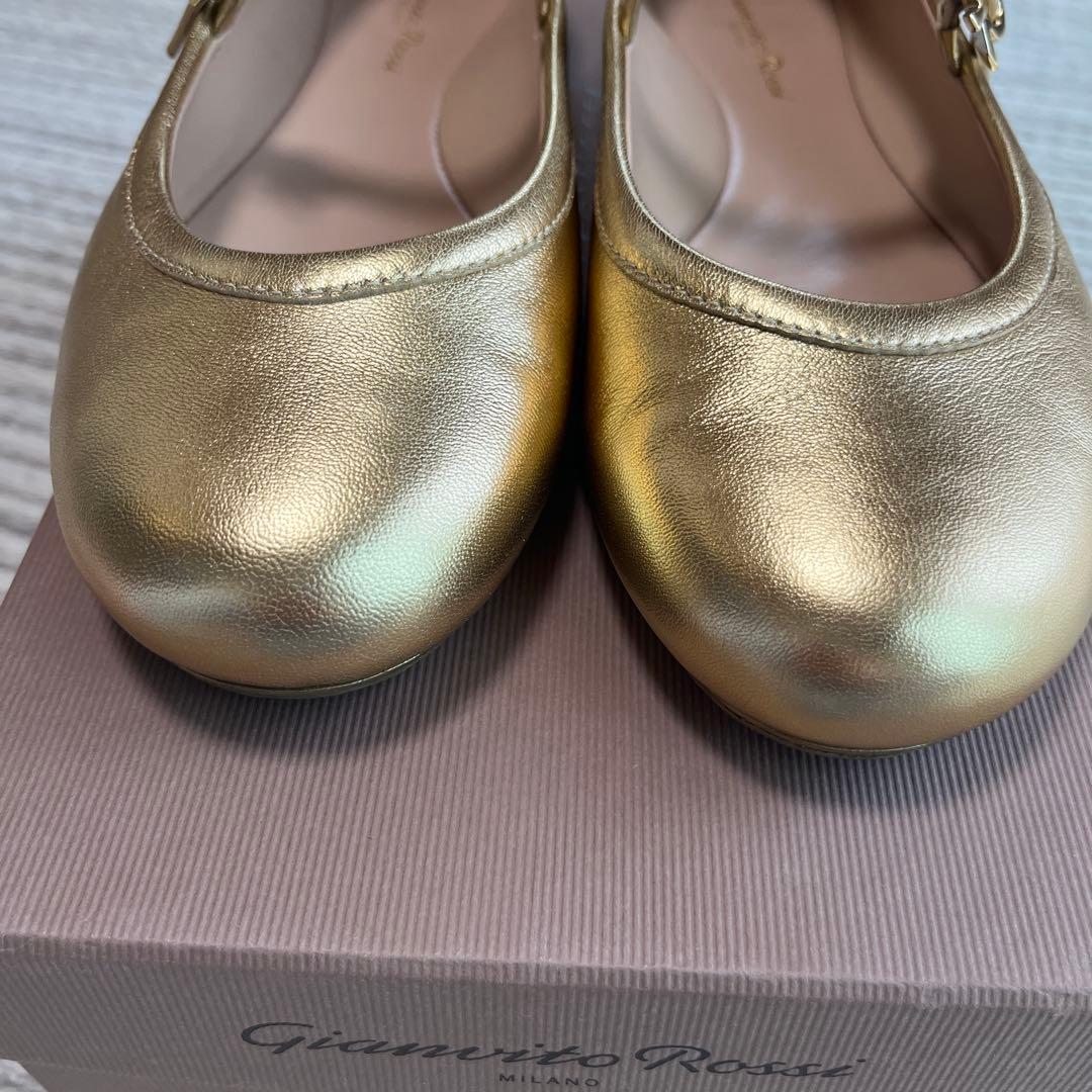 2025年購入【Gianvito Rossi】ゴールド フラットシューズ