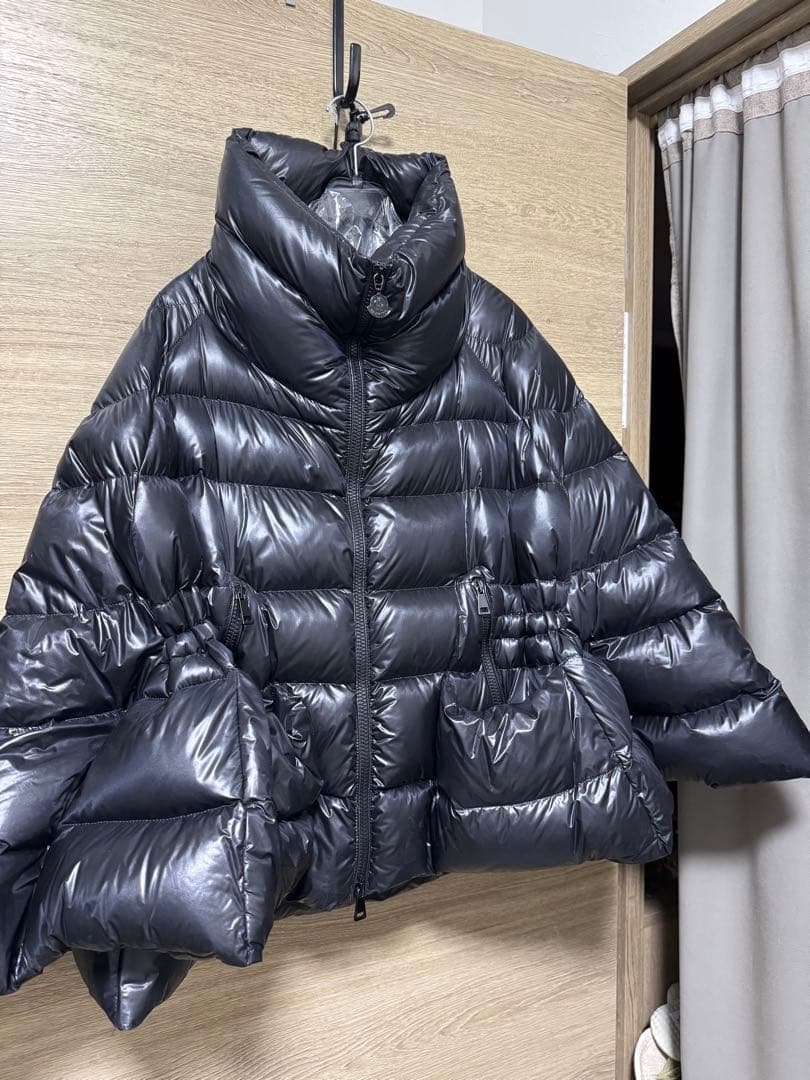 売り切り最終価格‼️モンクレール　CHALAINポンチョ　サイズ0