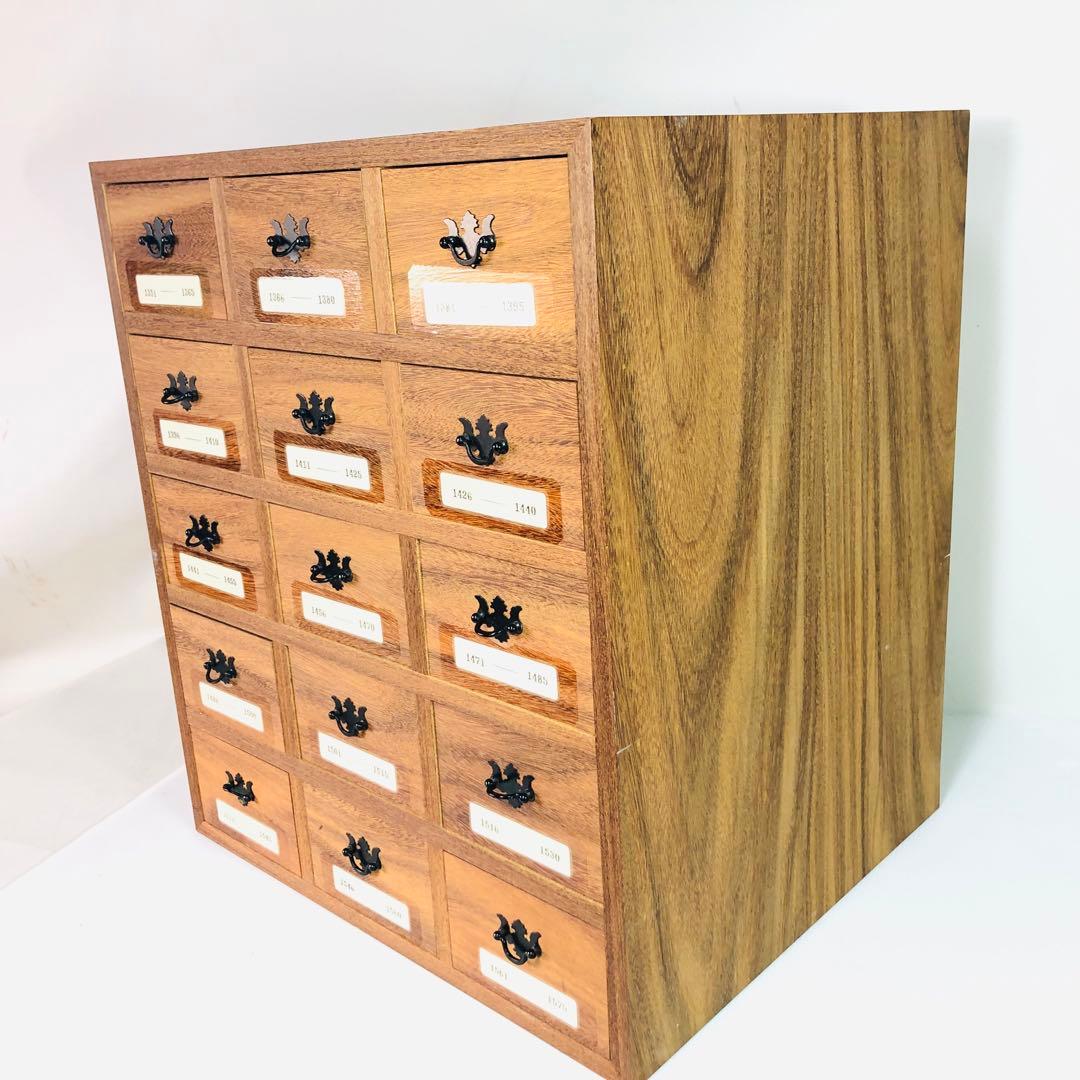 薬 箪笥 カードなど最大225区画の自由収納。小物もカードもスッキリ整理！